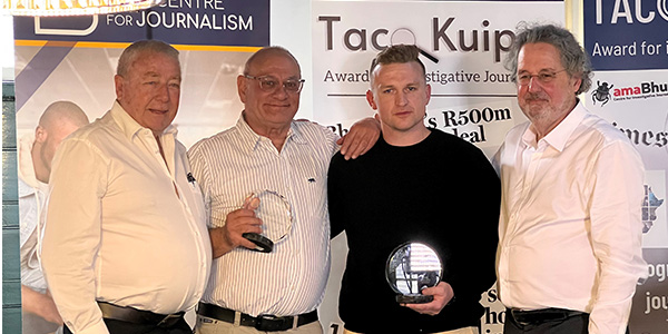 2023 Taco Kuiper Awards for Investigative Journalism joint winners Ray Joseph from GroundUp and Jeff Wicks from News24 (both in centre) with Les Jamieson, trustee of The Valley Trust that funds the Taco Kuiper awards and Professor Anton Harber from the Wits Centre for Journalism.